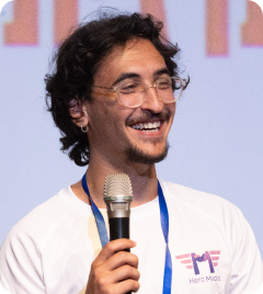 שי עילם בוגר תכנית שותפים